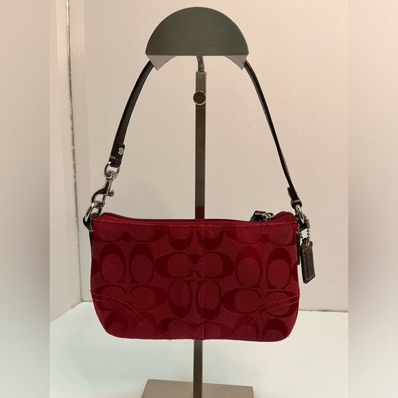 Coach red logo wristlet clutch purse embellished leather embossed - Picture 1 of 11